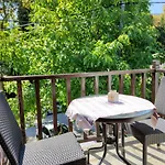 Villa Flower House *