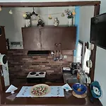 Flower House * Chorefton