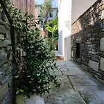 Flower House * Chorefton